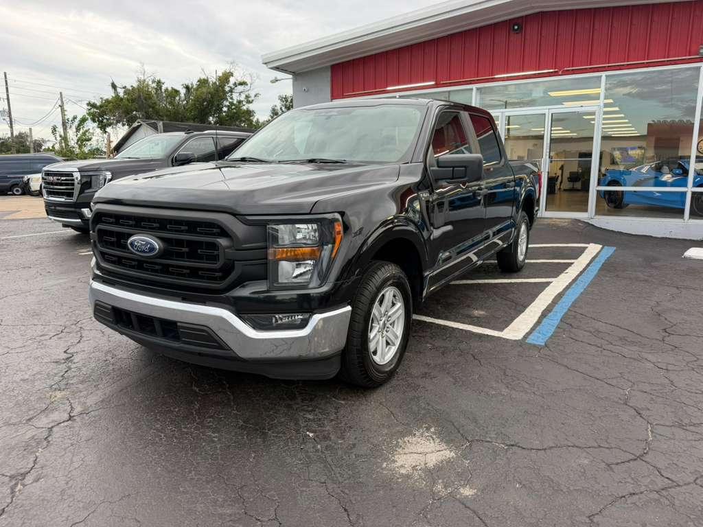 Ford F-150 XL SuperCrew 5.5-ft. Bed 2WD 2023