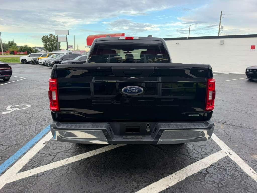Ford F-150 XL SuperCrew 5.5-ft. Bed 2WD 2023