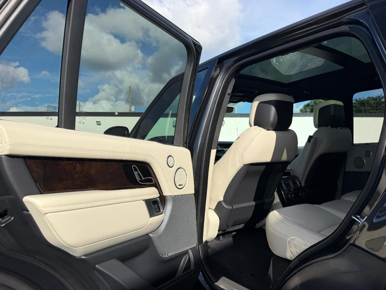 Land Rover Range Rover P400 HSE Hybrid 2020