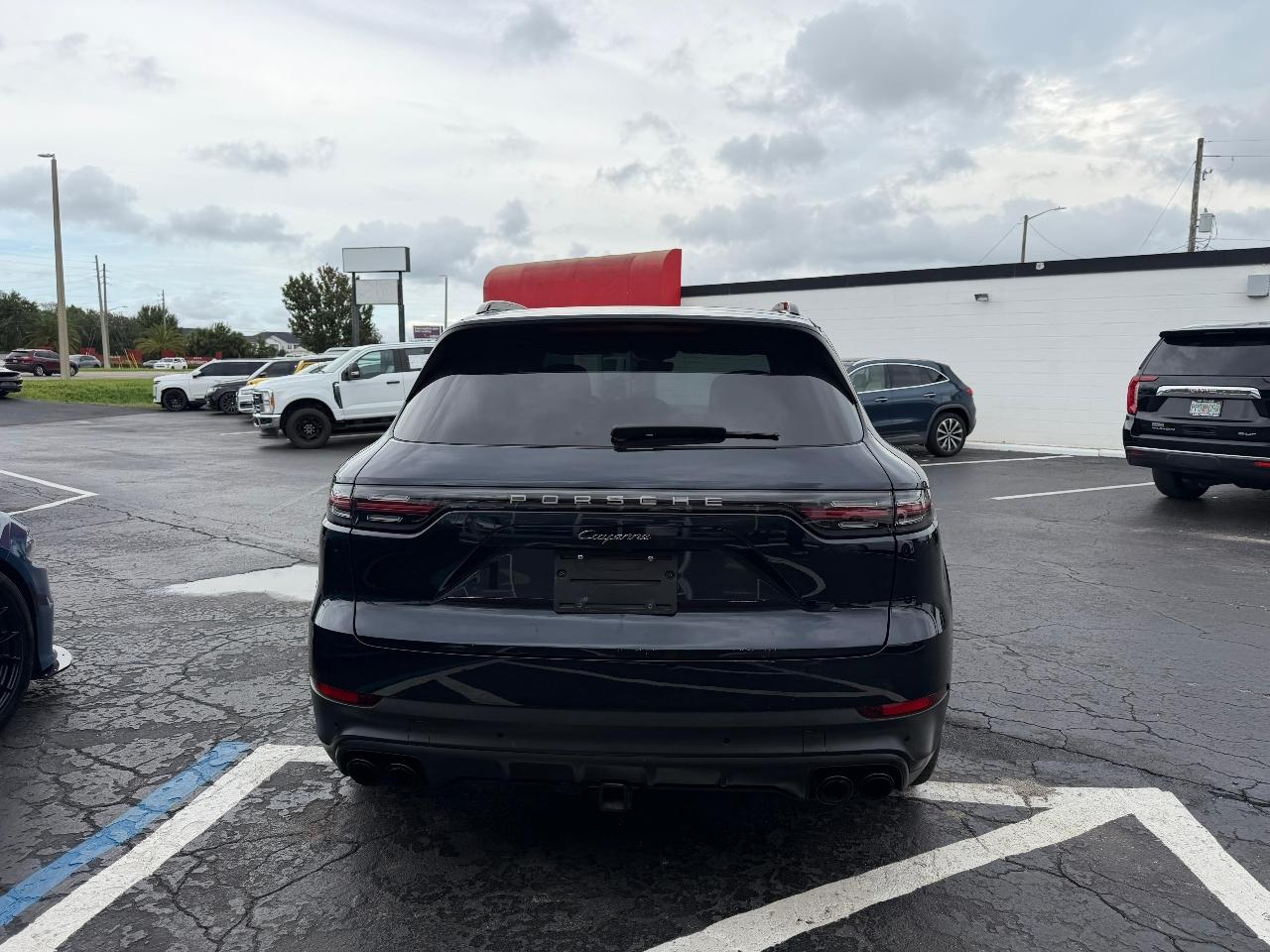 Porsche Cayenne Base 2023