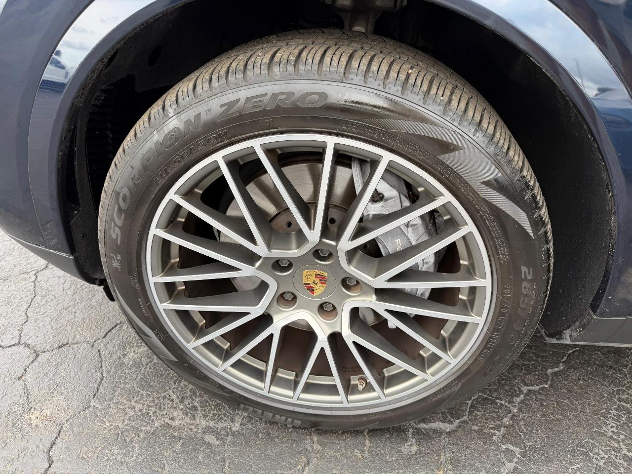 Porsche Cayenne Base 2023