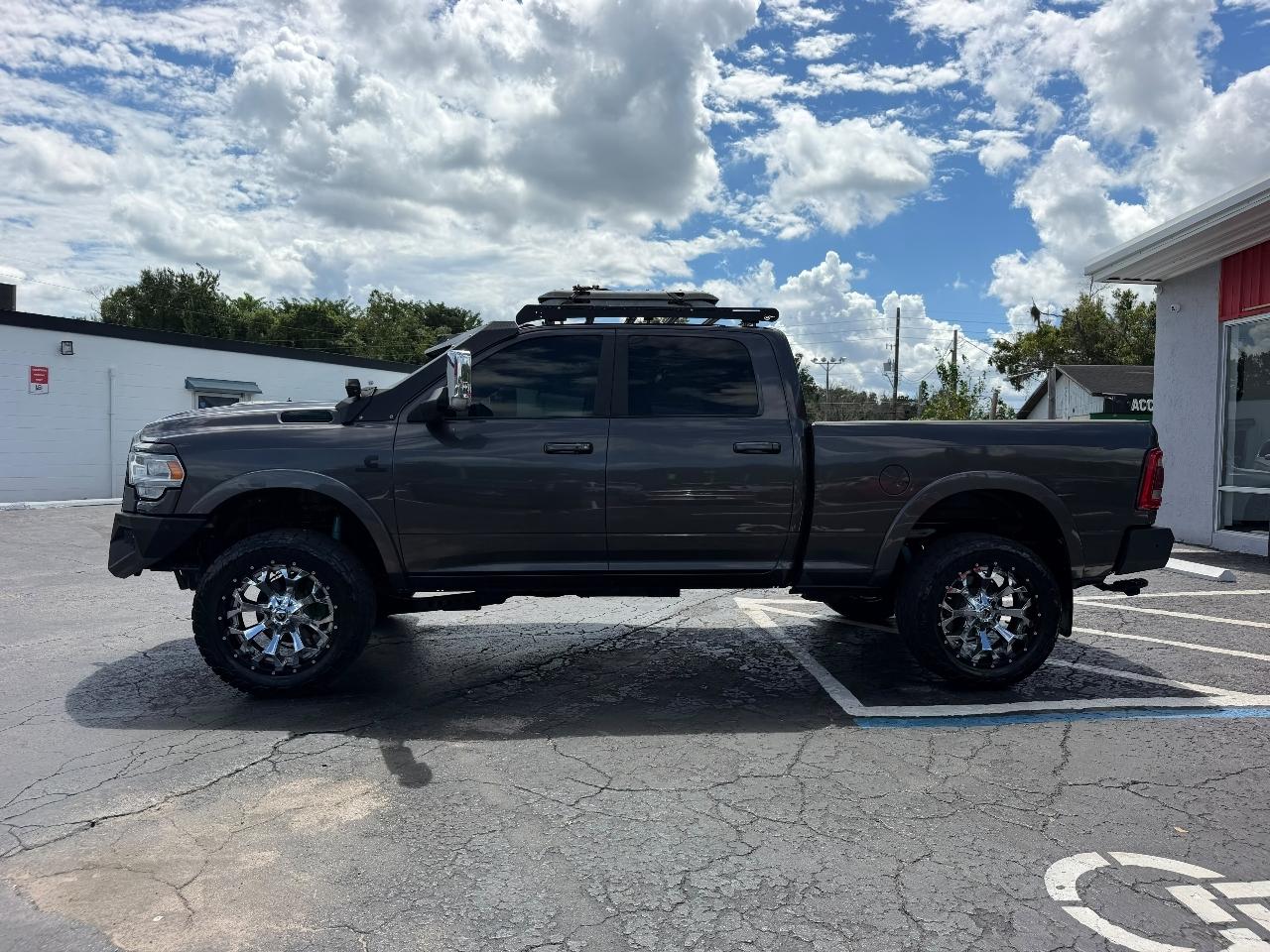 RAM 2500 Laramie Crew Cab SWB 4WD 2021