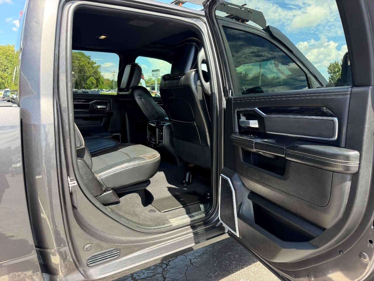 RAM 2500 Laramie Crew Cab SWB 4WD 2021