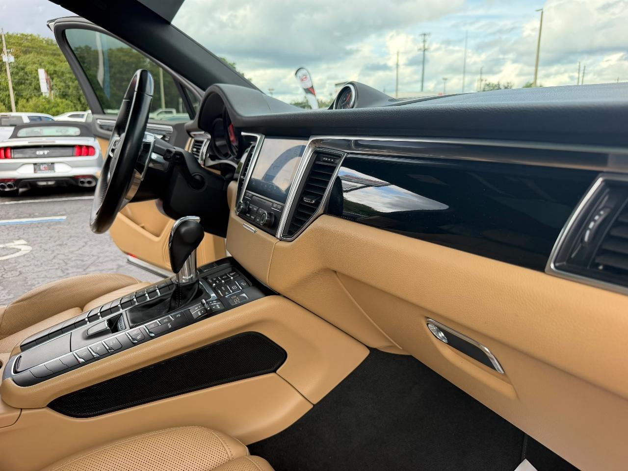 Porsche Macan S 2018
