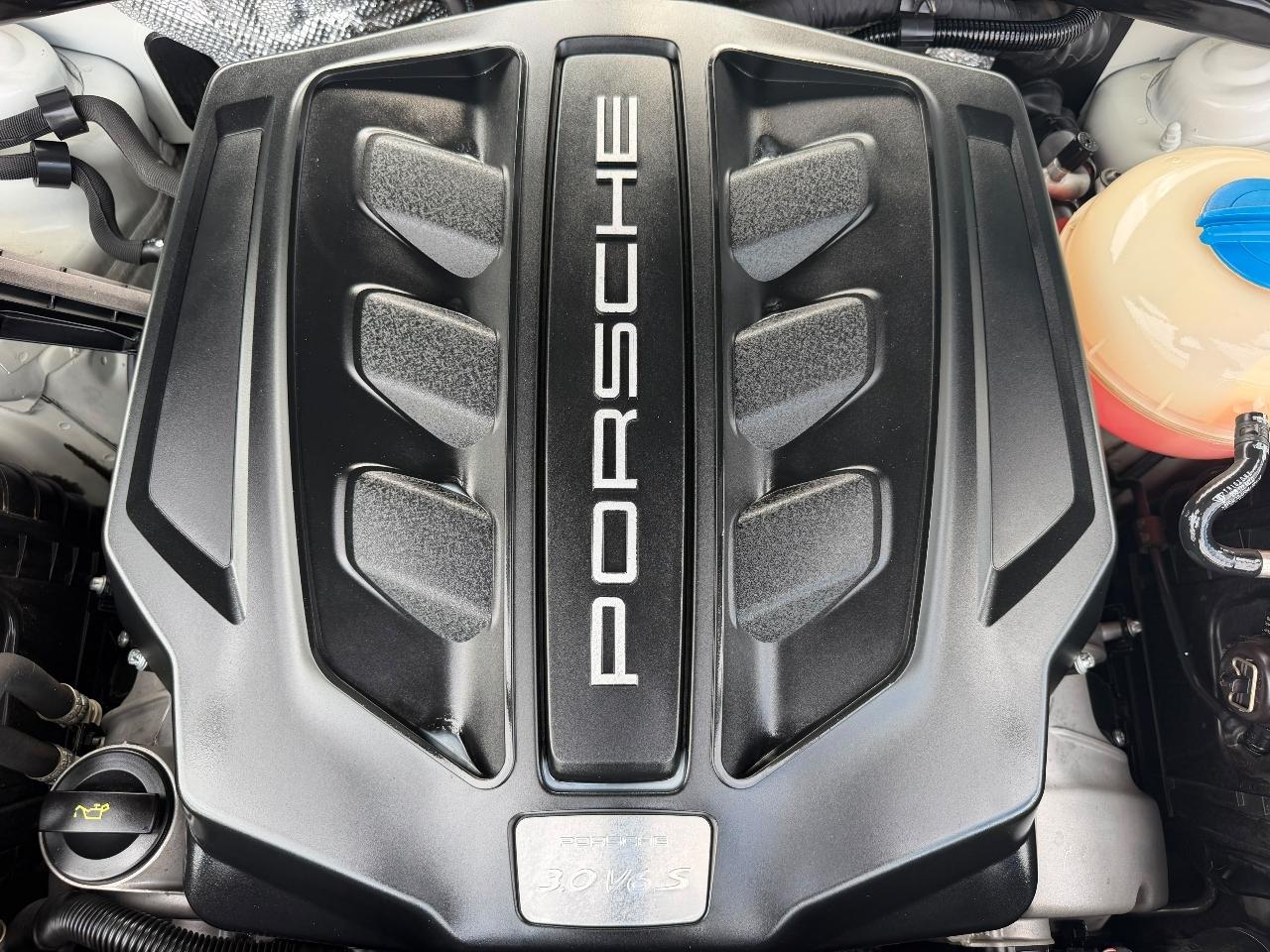 Porsche Macan S 2018