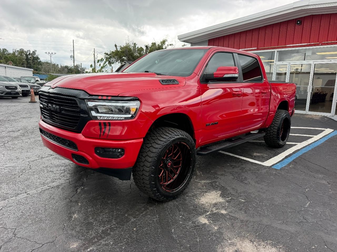 RAM 1500 Big Horn Crew Cab SWB 4WD 2020
