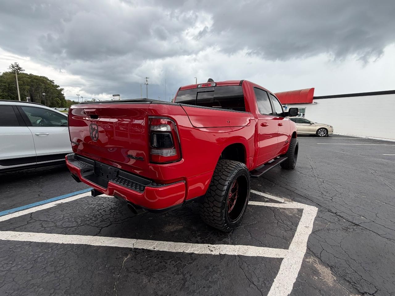 RAM 1500 Big Horn Crew Cab SWB 4WD 2020