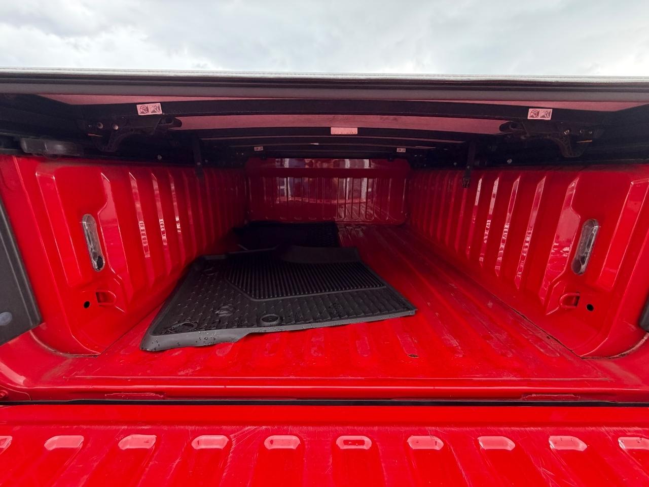 RAM 1500 Big Horn Crew Cab SWB 4WD 2020