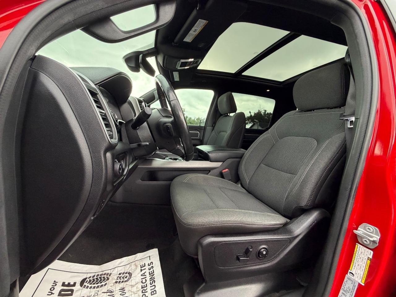 RAM 1500 Big Horn Crew Cab SWB 4WD 2020
