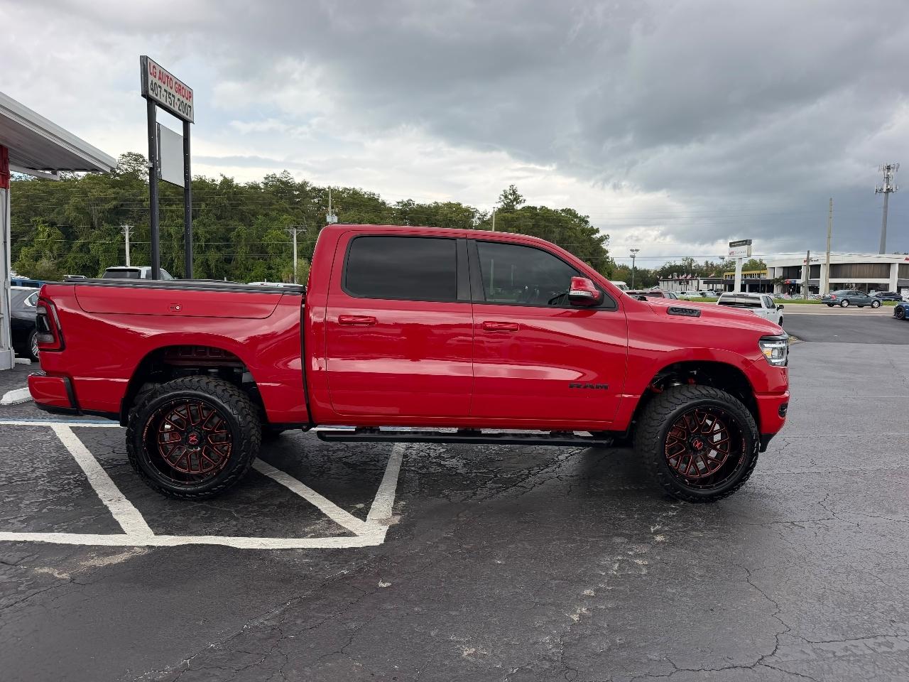 RAM 1500 Big Horn Crew Cab SWB 4WD 2020