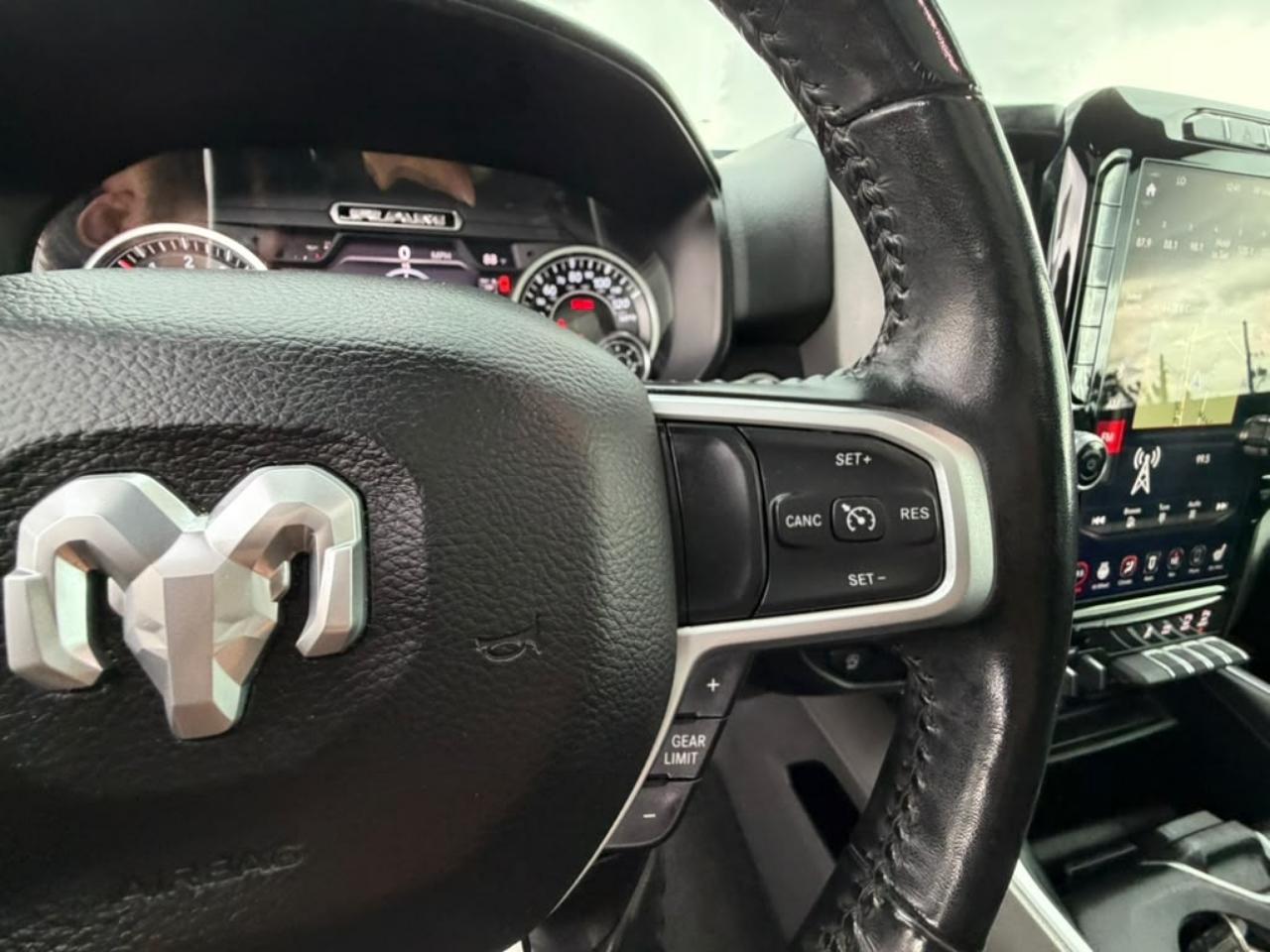 RAM 1500 Big Horn Crew Cab SWB 4WD 2020
