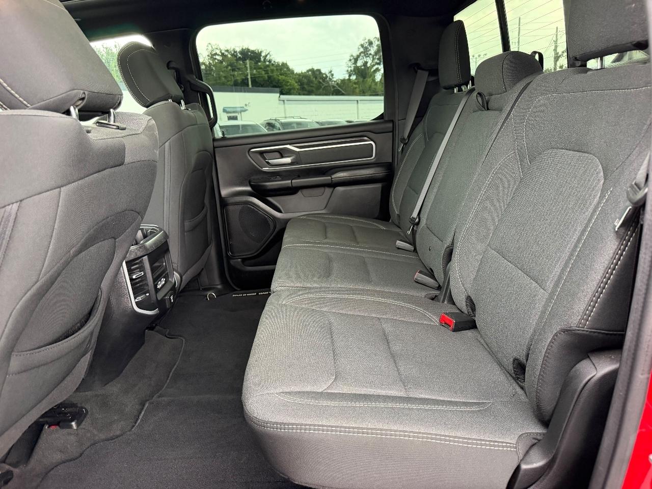 RAM 1500 Big Horn Crew Cab SWB 4WD 2020