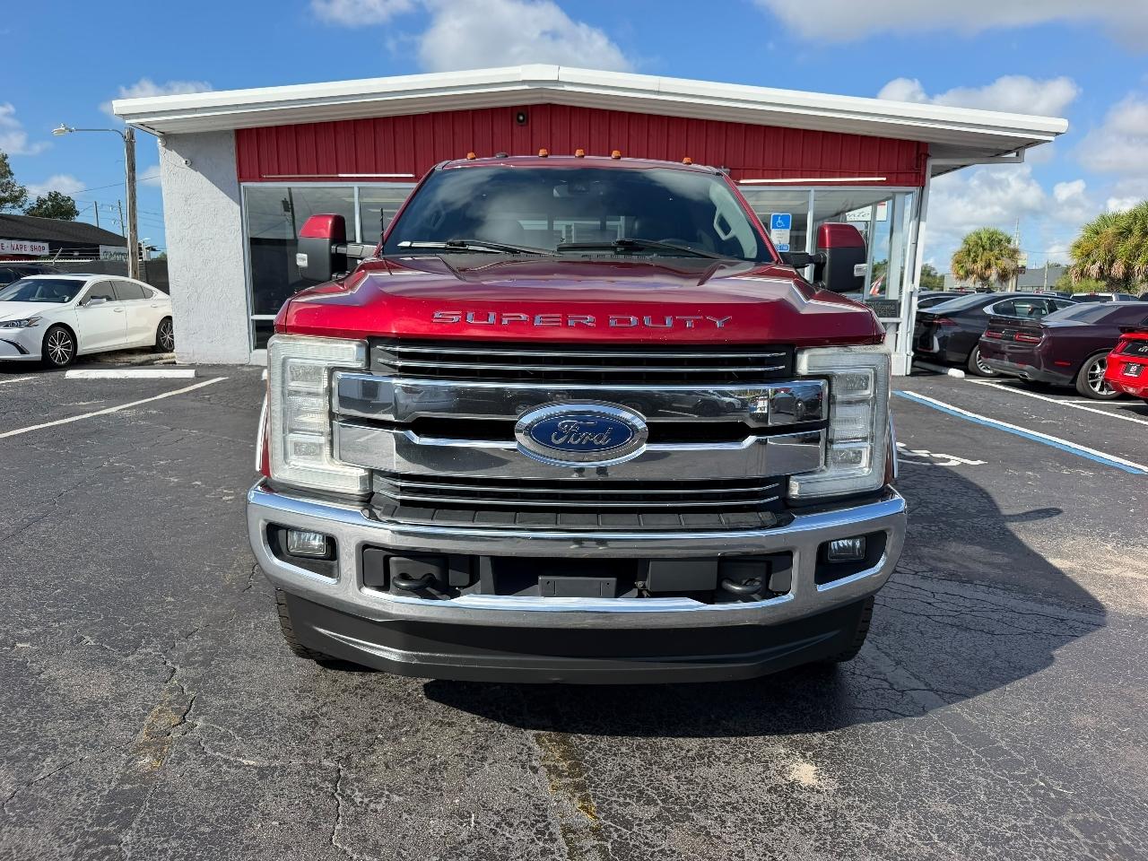 Ford F-250 SD Lariat Crew Cab 4WD 2017