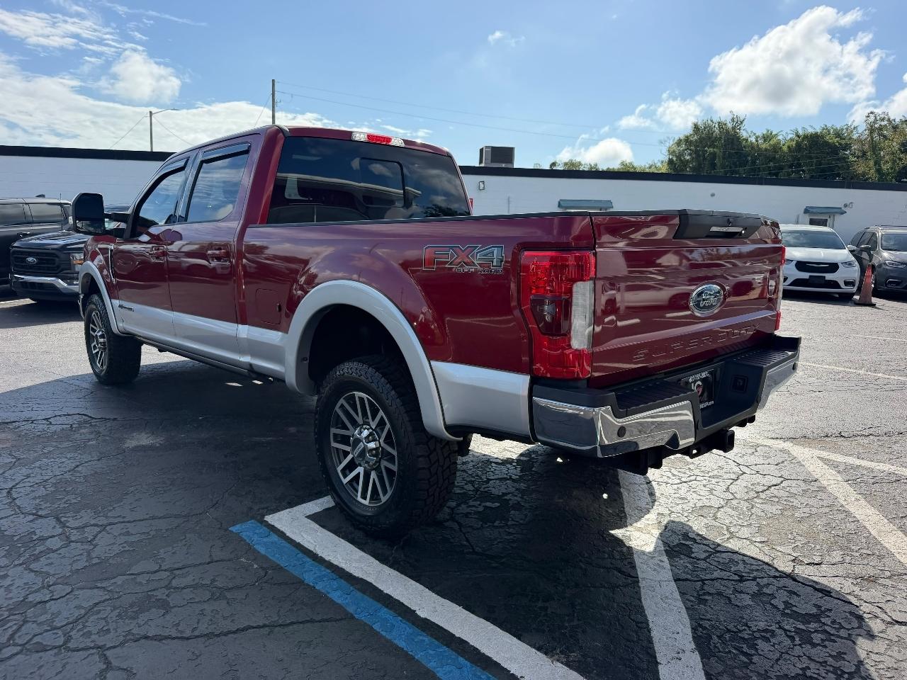 Ford F-250 SD Lariat Crew Cab 4WD 2017