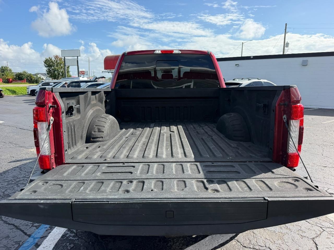 Ford F-250 SD Lariat Crew Cab 4WD 2017