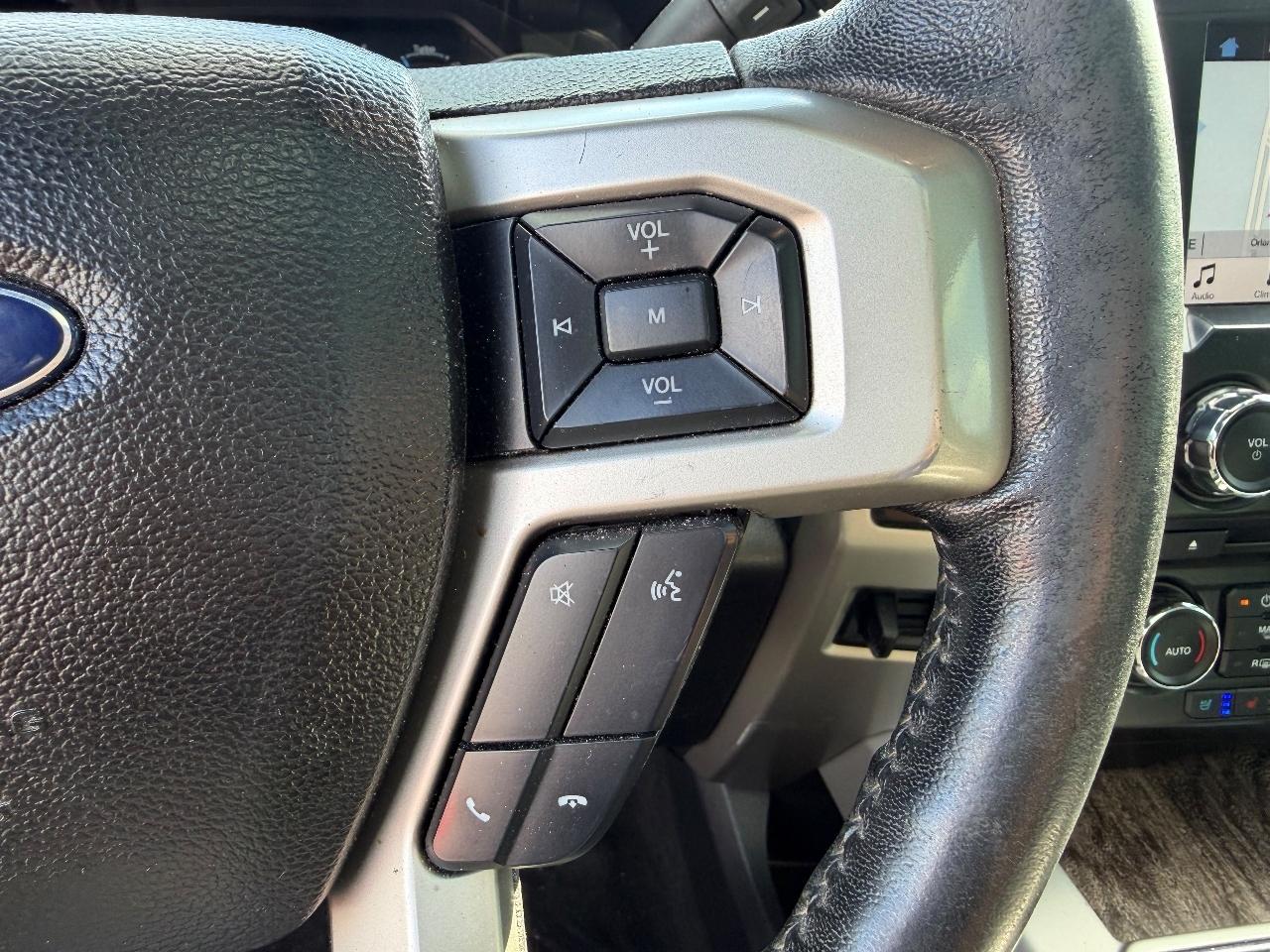 Ford F-250 SD Lariat Crew Cab 4WD 2017