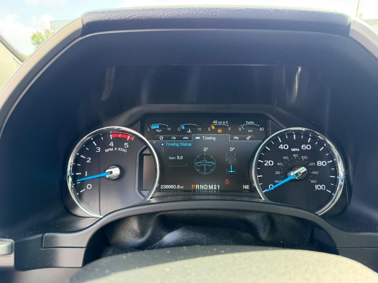 Ford F-250 SD Lariat Crew Cab 4WD 2017