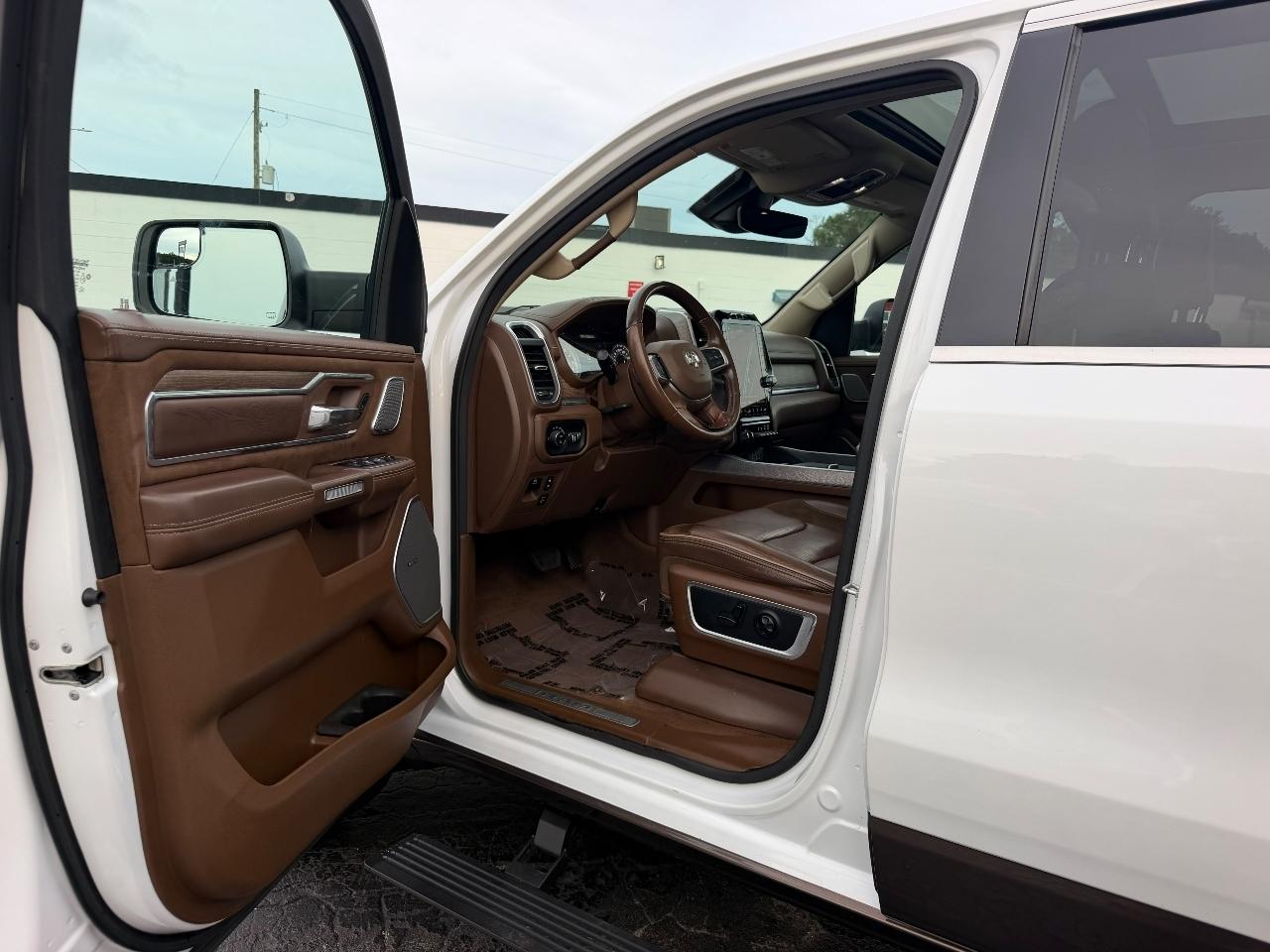 RAM 1500 Longhorn Crew Cab SWB 4WD 2021