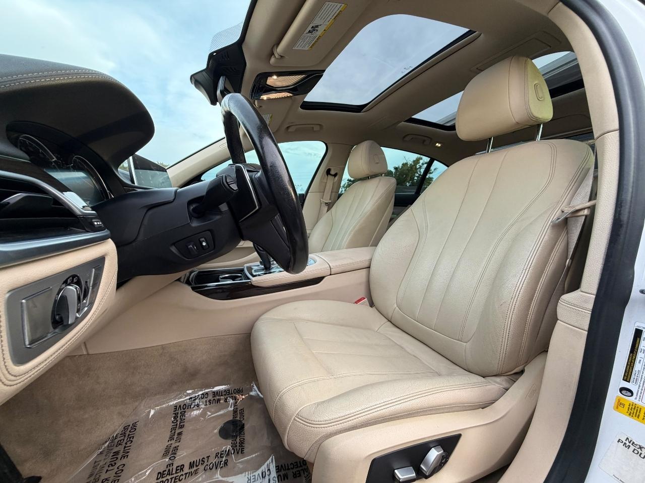 BMW 7-Series 740i 2019