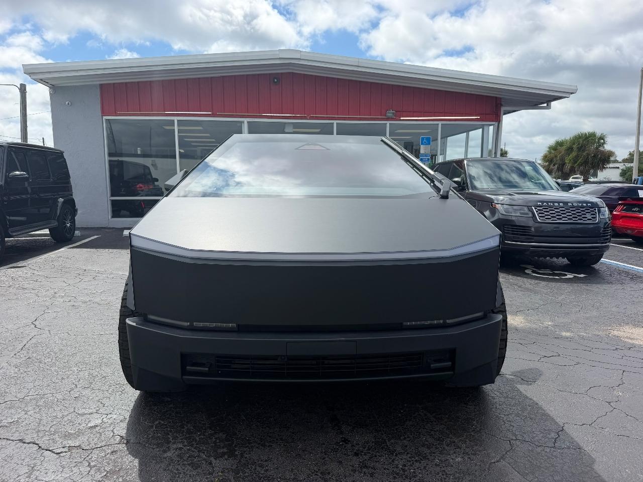 Tesla Cybertruck Base 2024