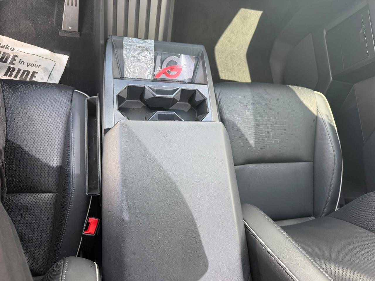 Tesla Cybertruck Base 2024