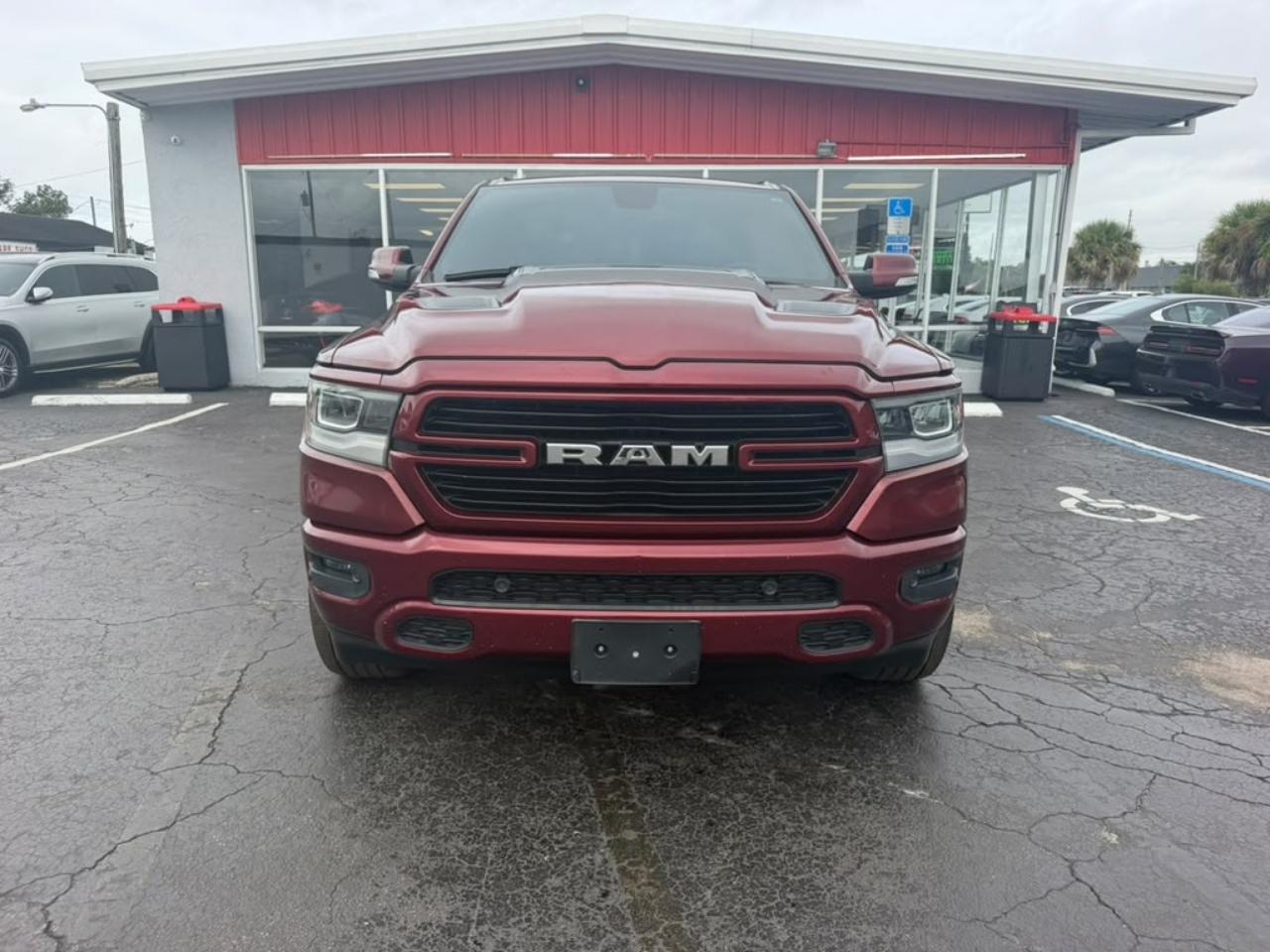RAM 1500 Laramie Crew Cab SWB 4WD 2019