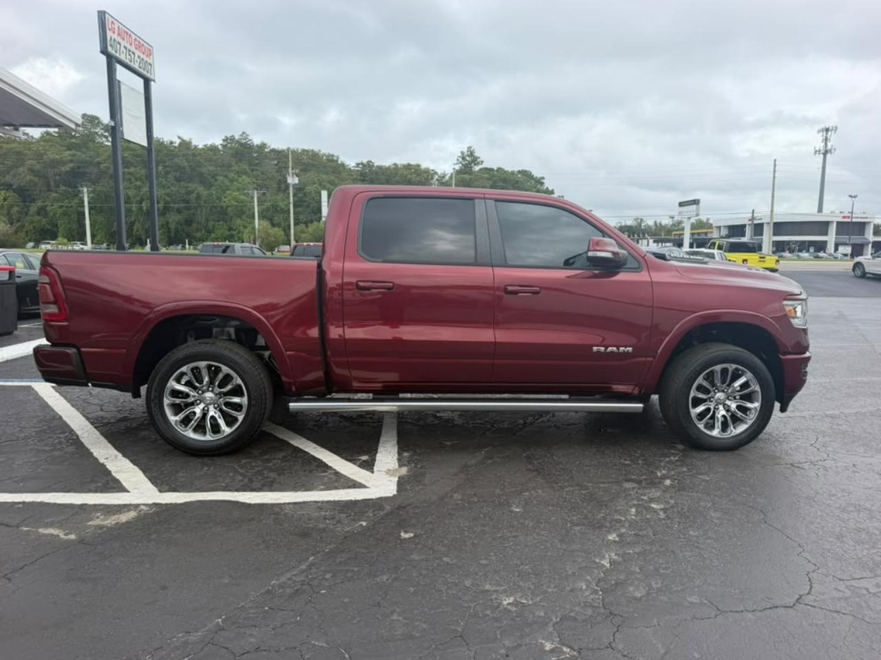 RAM 1500 Laramie Crew Cab SWB 4WD 2019