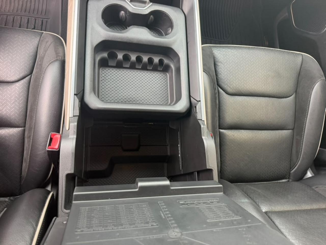 RAM 1500 Laramie Crew Cab SWB 4WD 2019