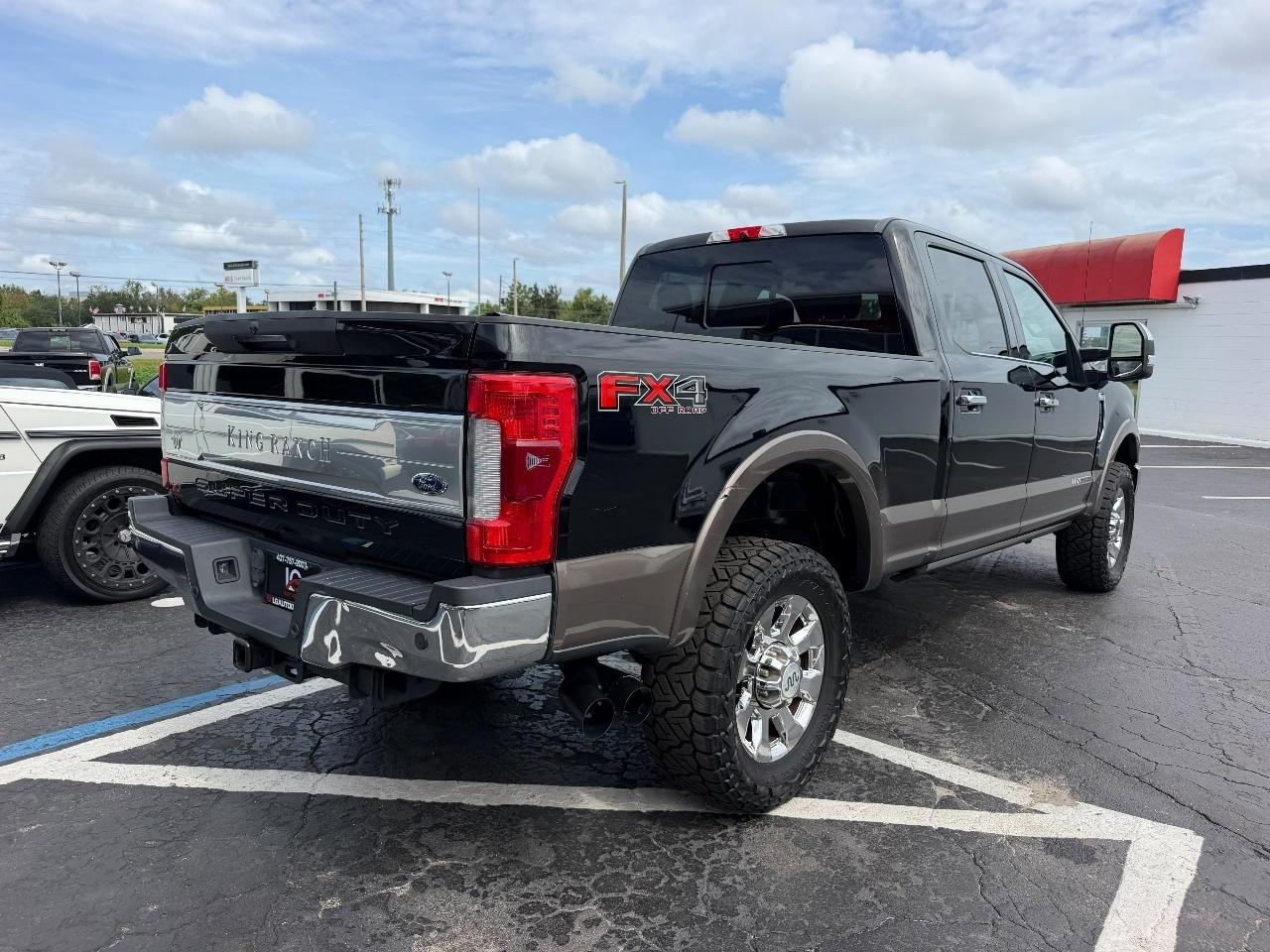 Ford F-350 SD King Ranch Crew Cab 4WD 2017