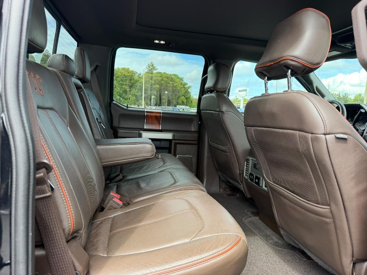 Ford F-350 SD King Ranch Crew Cab 4WD 2017