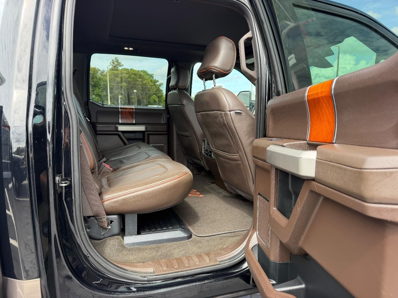Ford F-350 SD King Ranch Crew Cab 4WD 2017