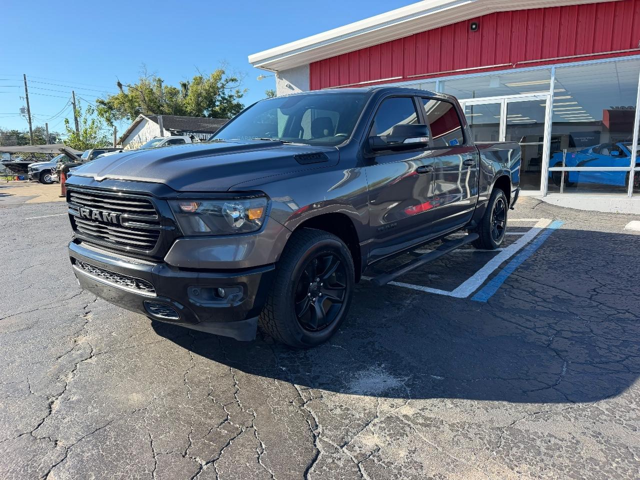 RAM 1500 Big Horn Crew Cab SWB 2WD 2021
