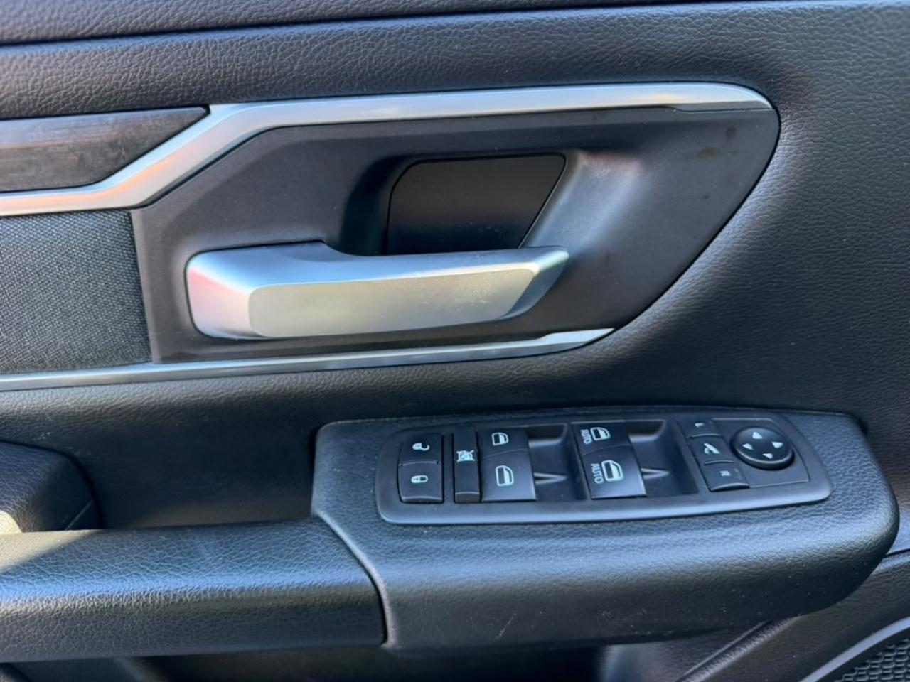 RAM 1500 Big Horn Crew Cab SWB 2WD 2021