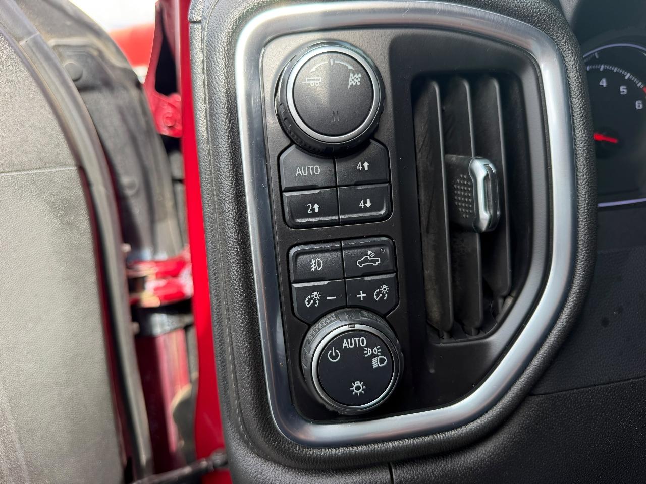 Chevrolet Silverado 1500 RST Crew Cab 4WD 2019