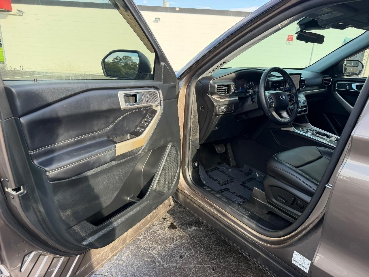 Ford Explorer XLT 2021