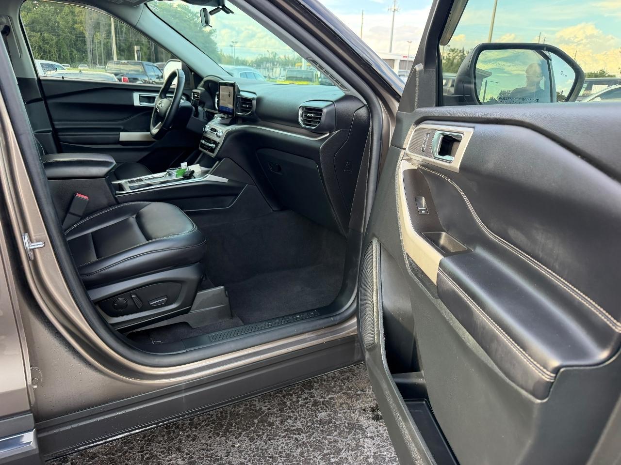 Ford Explorer XLT 2021