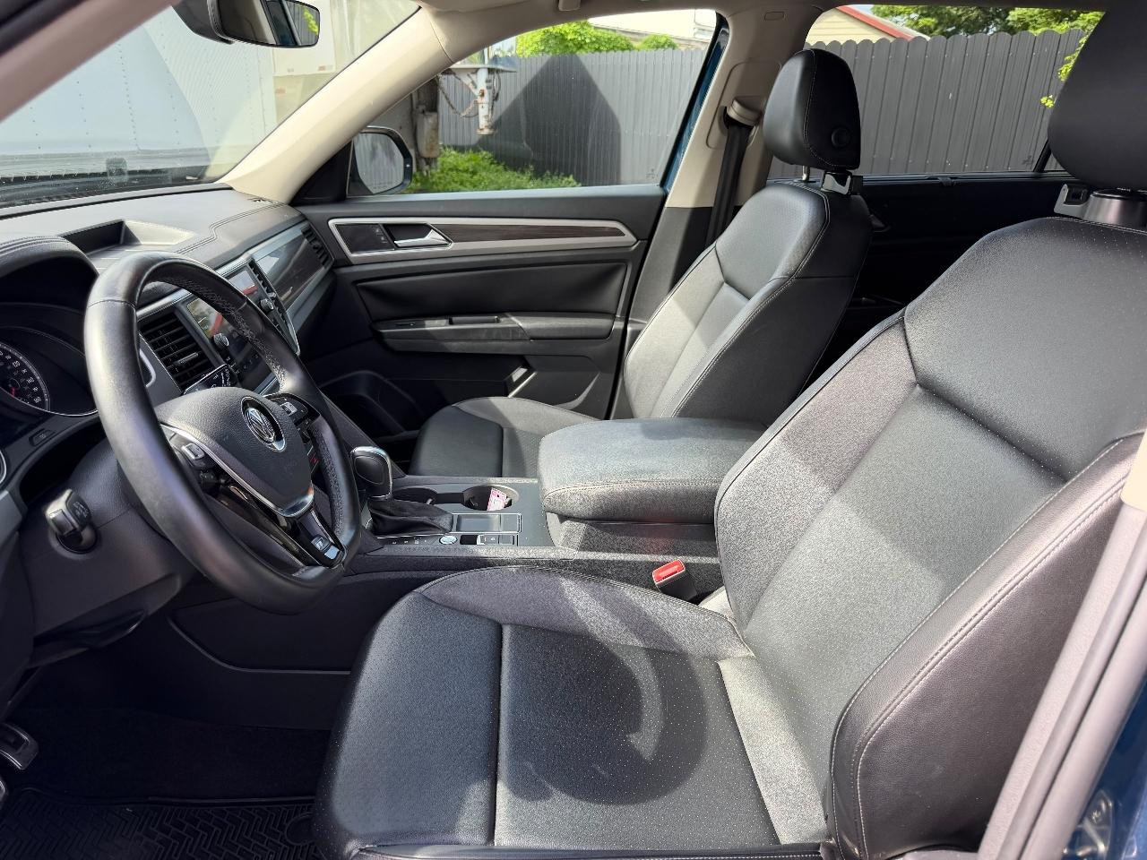 Volkswagen Atlas V6 SE w/Technology 2018