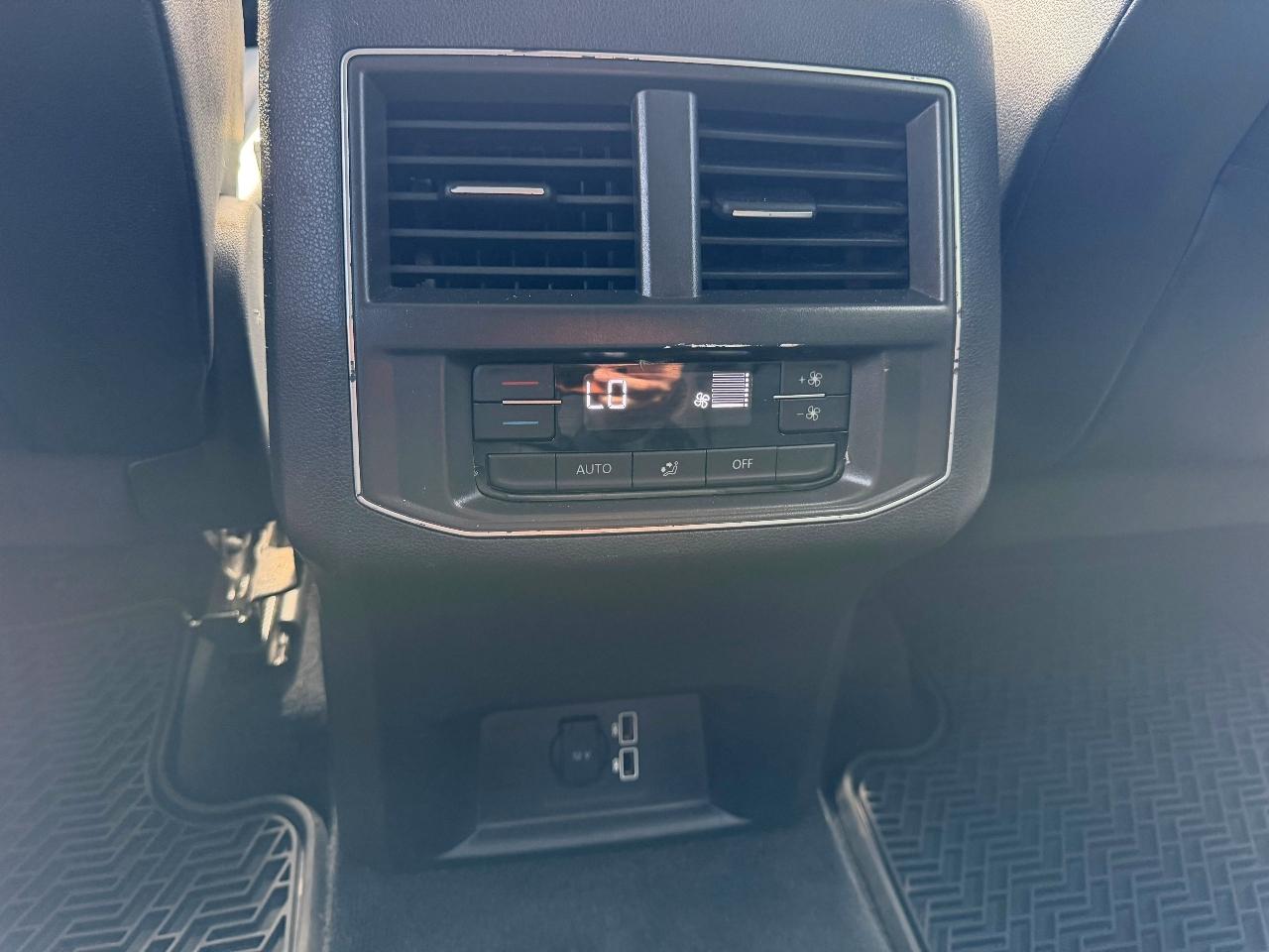 Volkswagen Atlas V6 SE w/Technology 2018