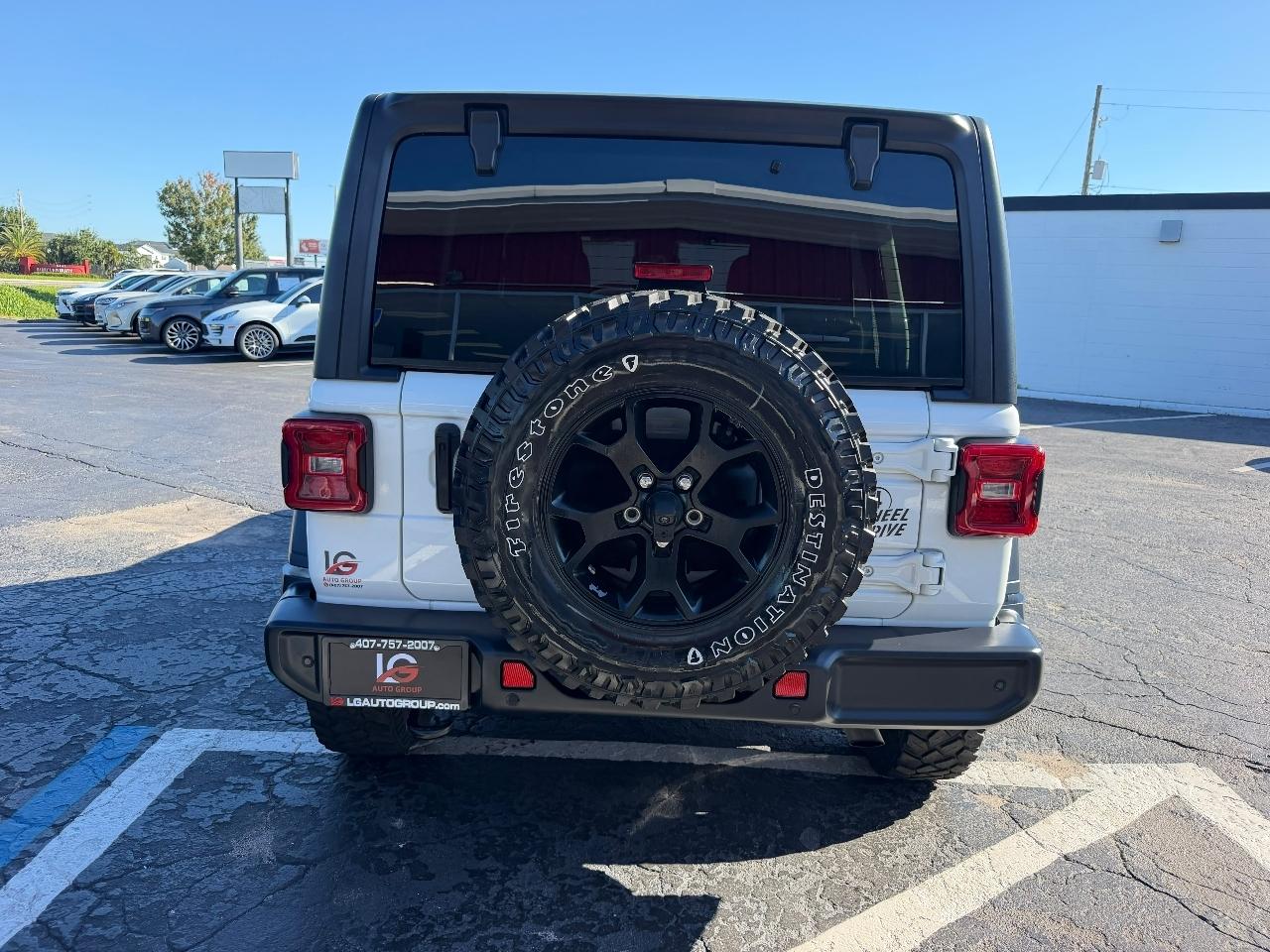 Jeep Wrangler Unlimited Sport 2023