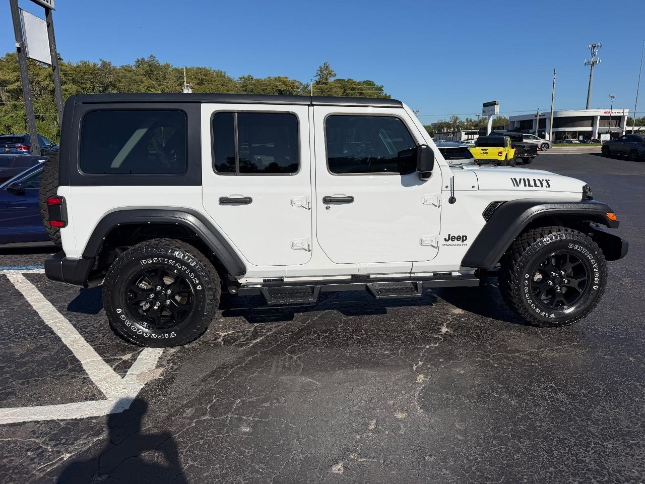 Jeep Wrangler Unlimited Sport 2023