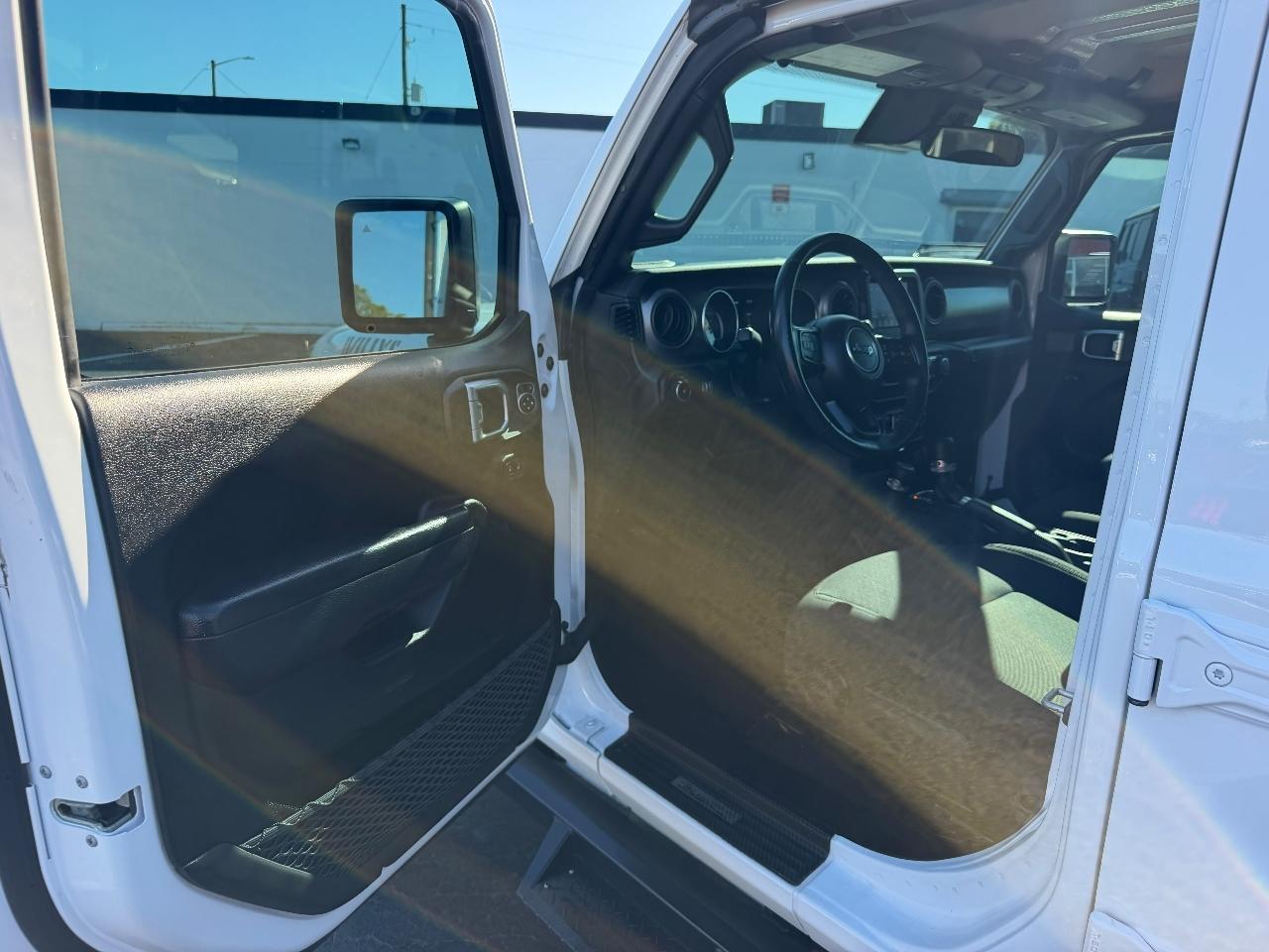 Jeep Wrangler Unlimited Sport 2023