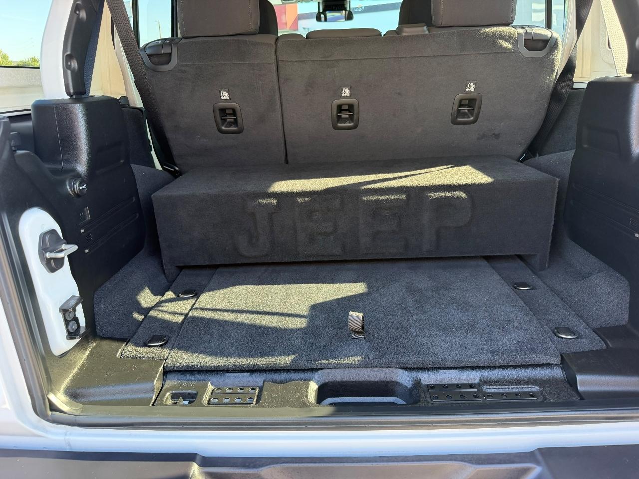 Jeep Wrangler Unlimited Sport 2023