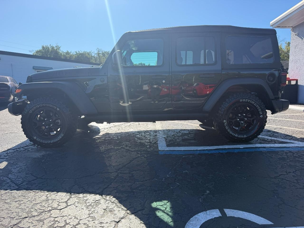 Jeep Wrangler Unlimited Willys Sport 2023