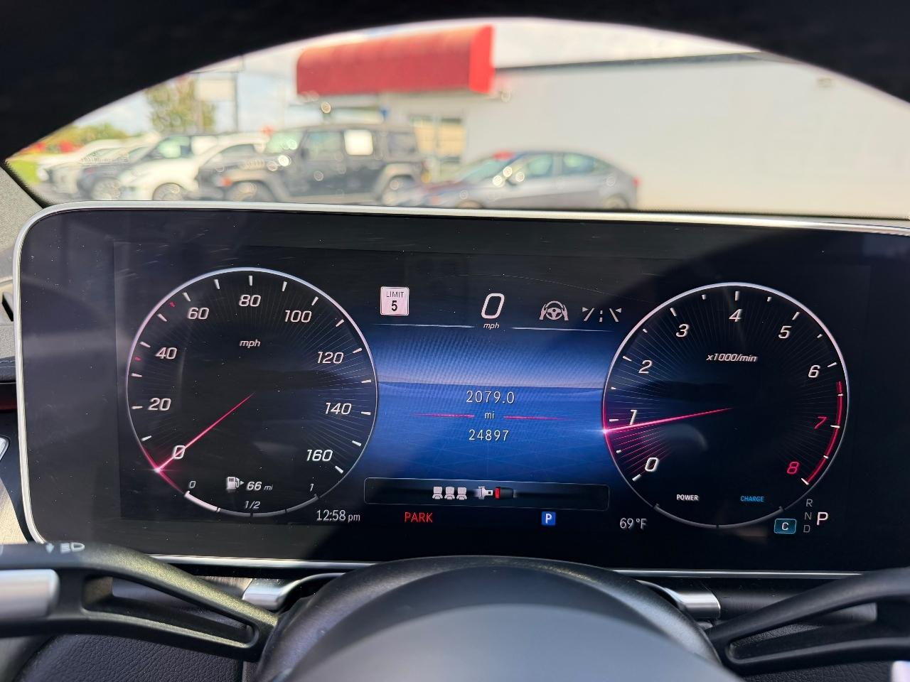 Mercedes-Benz S-Class S500 4MATIC 2023