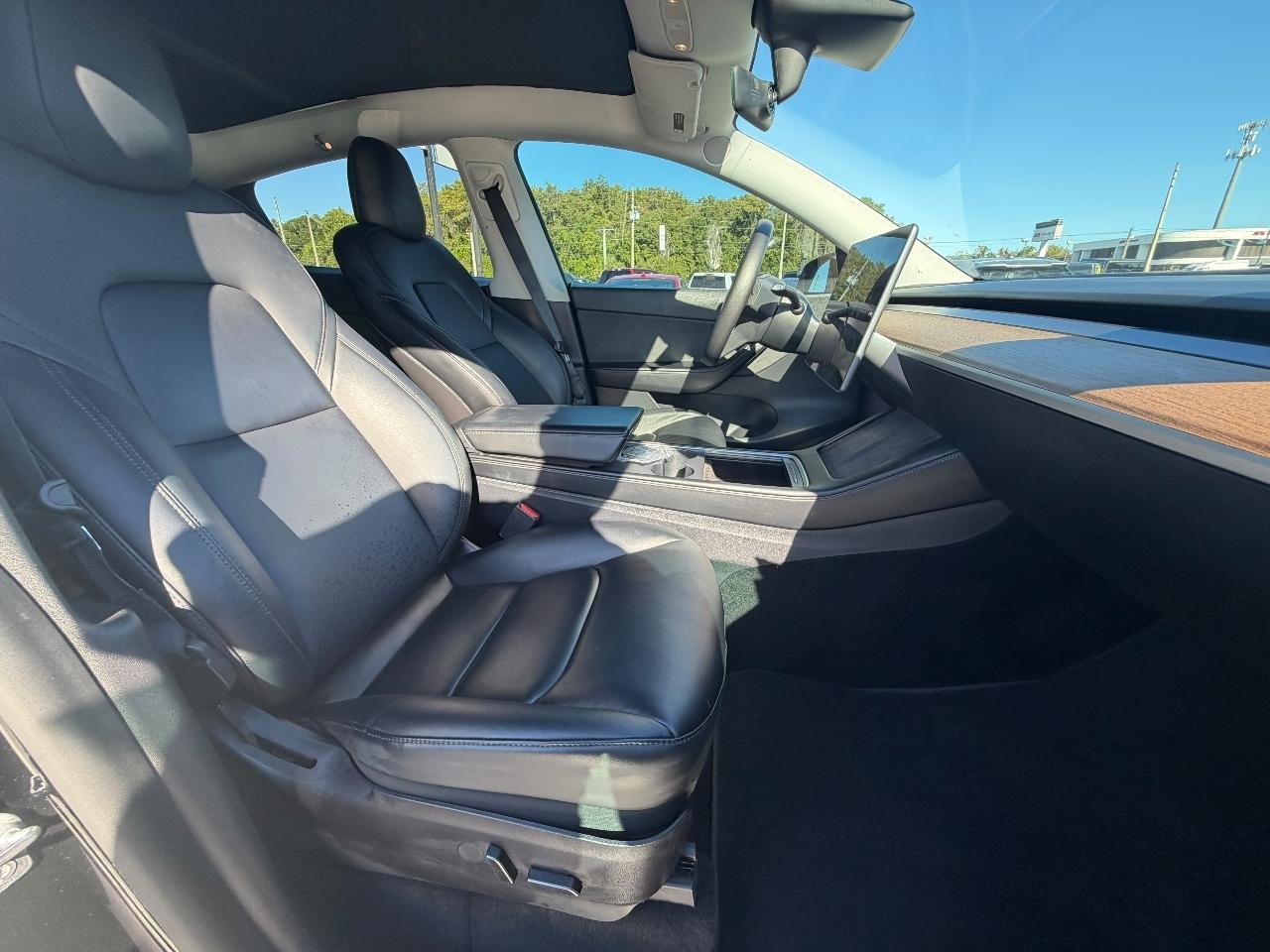 Tesla Model Y Long Range 2021