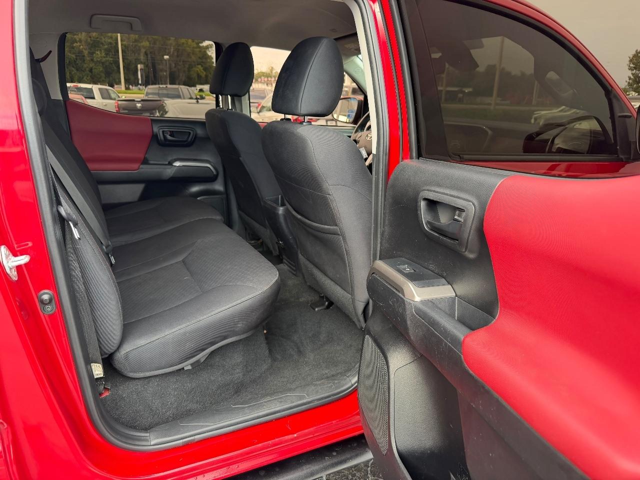 Toyota Tacoma SR5 Double Cab Long Bed V6 6AT 2WD 2022