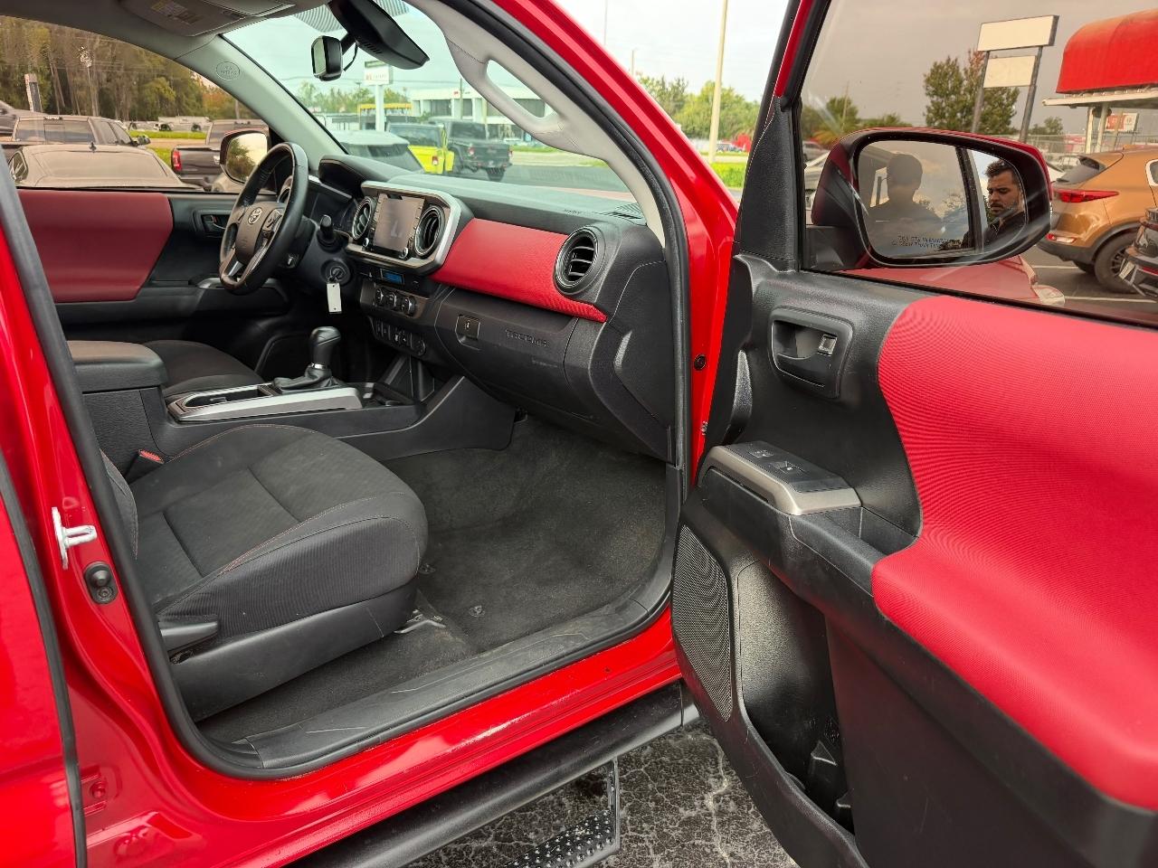 Toyota Tacoma SR5 Double Cab Long Bed V6 6AT 2WD 2022
