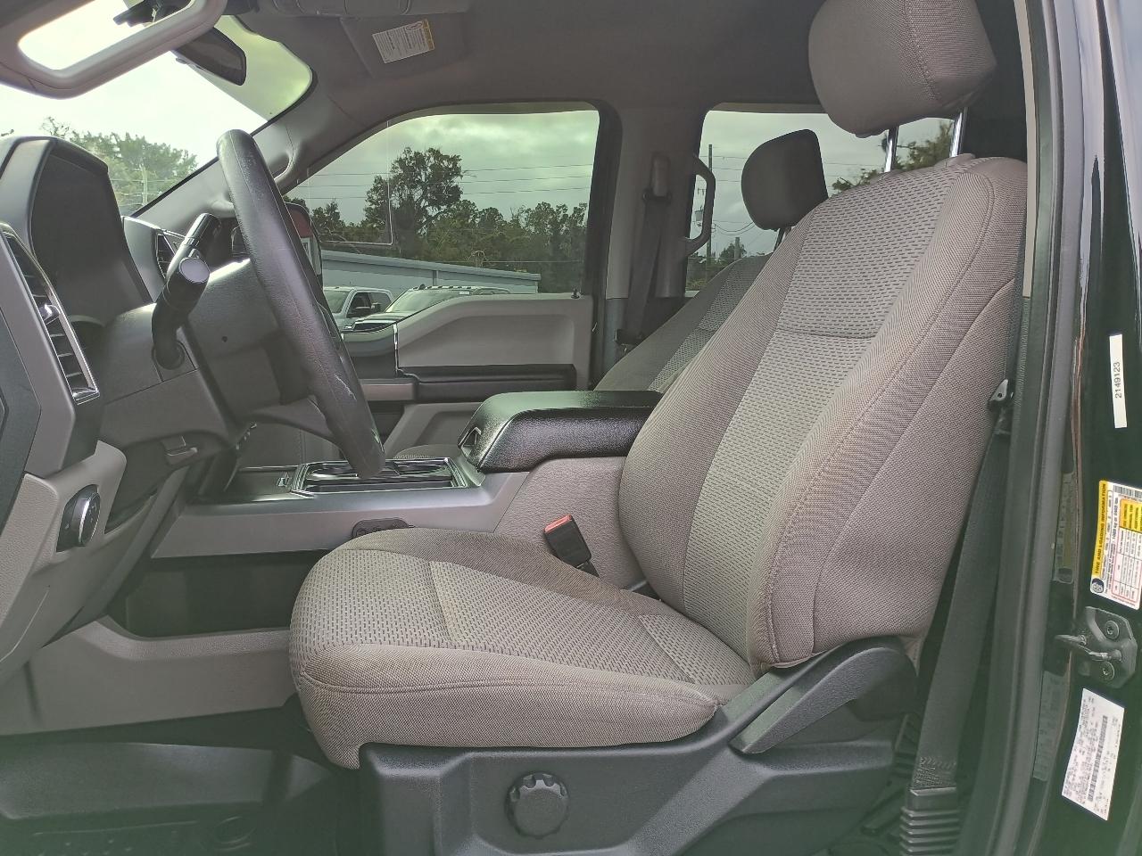 Ford F-250 SD XLT Crew Cab 4WD 2021