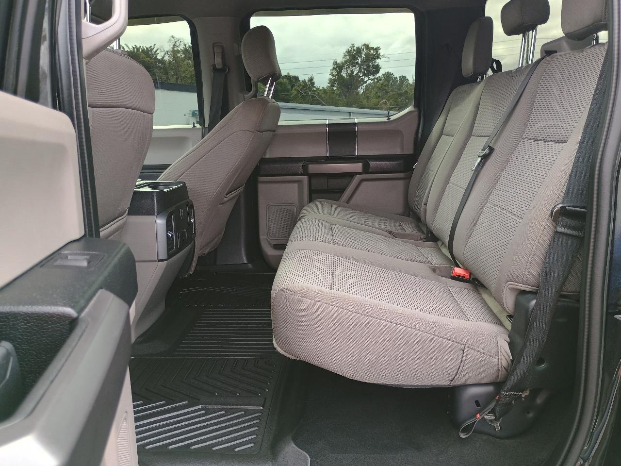 Ford F-250 SD XLT Crew Cab 4WD 2021