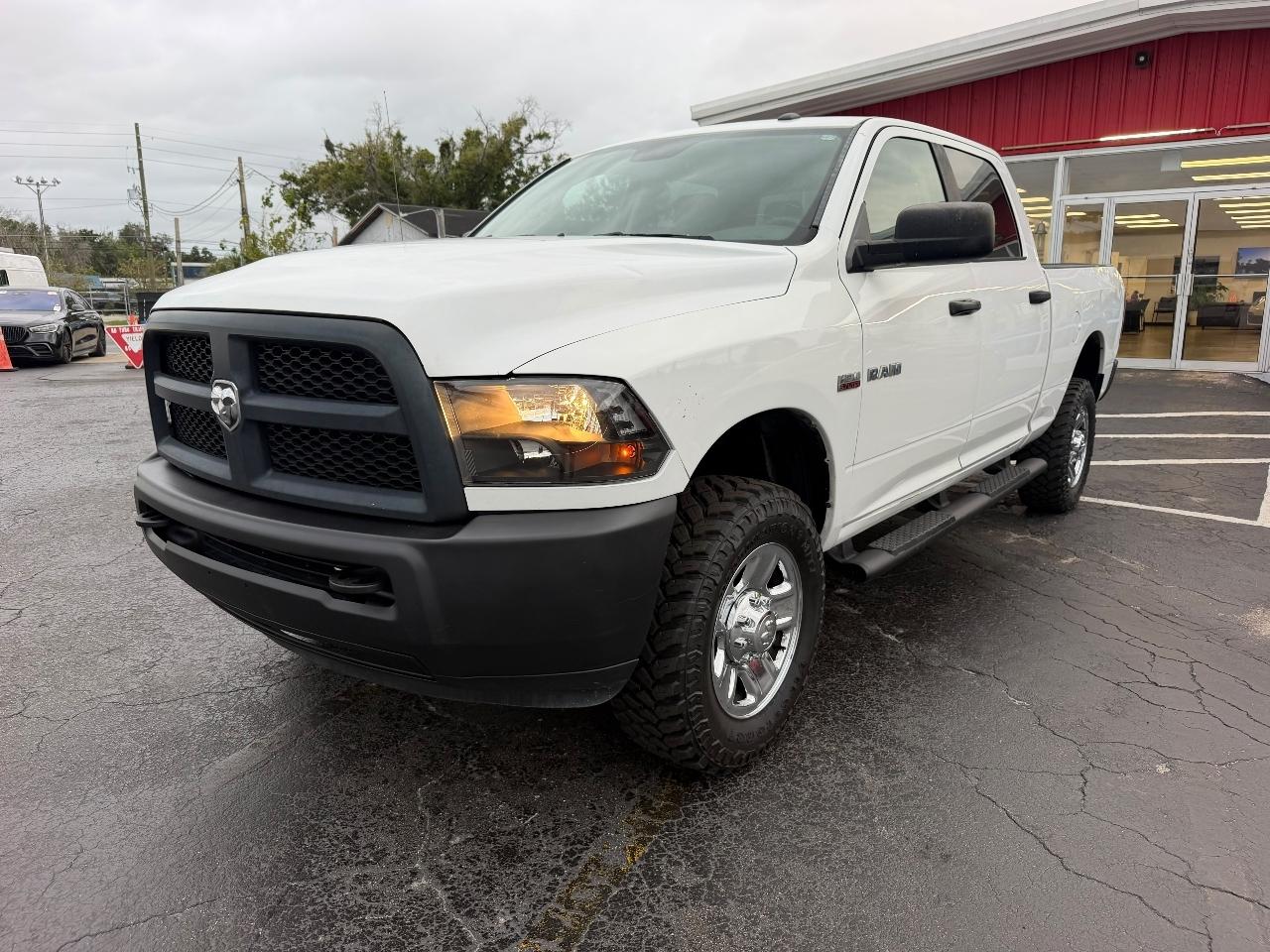 RAM 2500 Tradesman Crew Cab SWB 4WD 2017